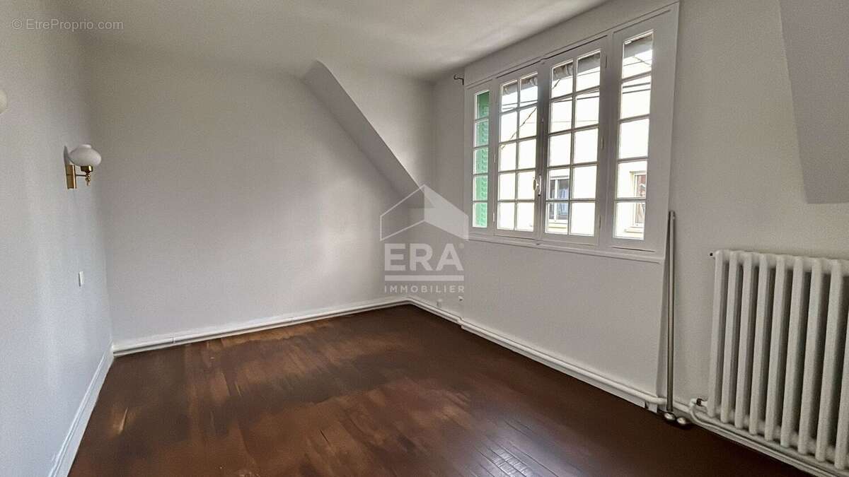 Maison à GARANCIERES