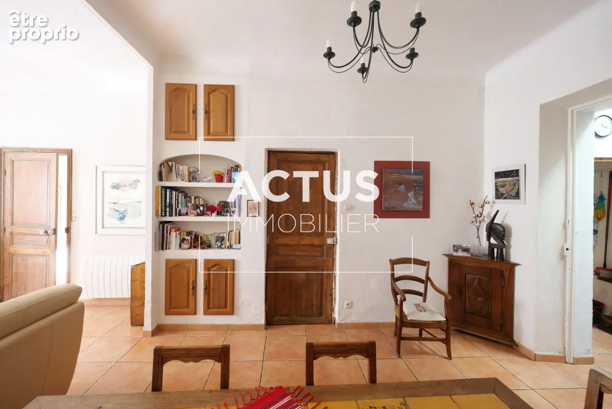 Maison 4 pièces 101 m² à vendre à Salon-De-Provence (13300) - photo 5