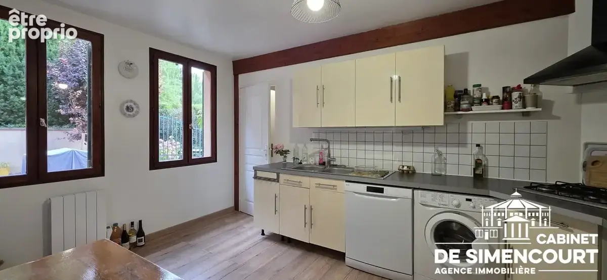 Saint-Fuscien   Maison familiale de 148 m2, 4 chambres et jardin clos - photo 4