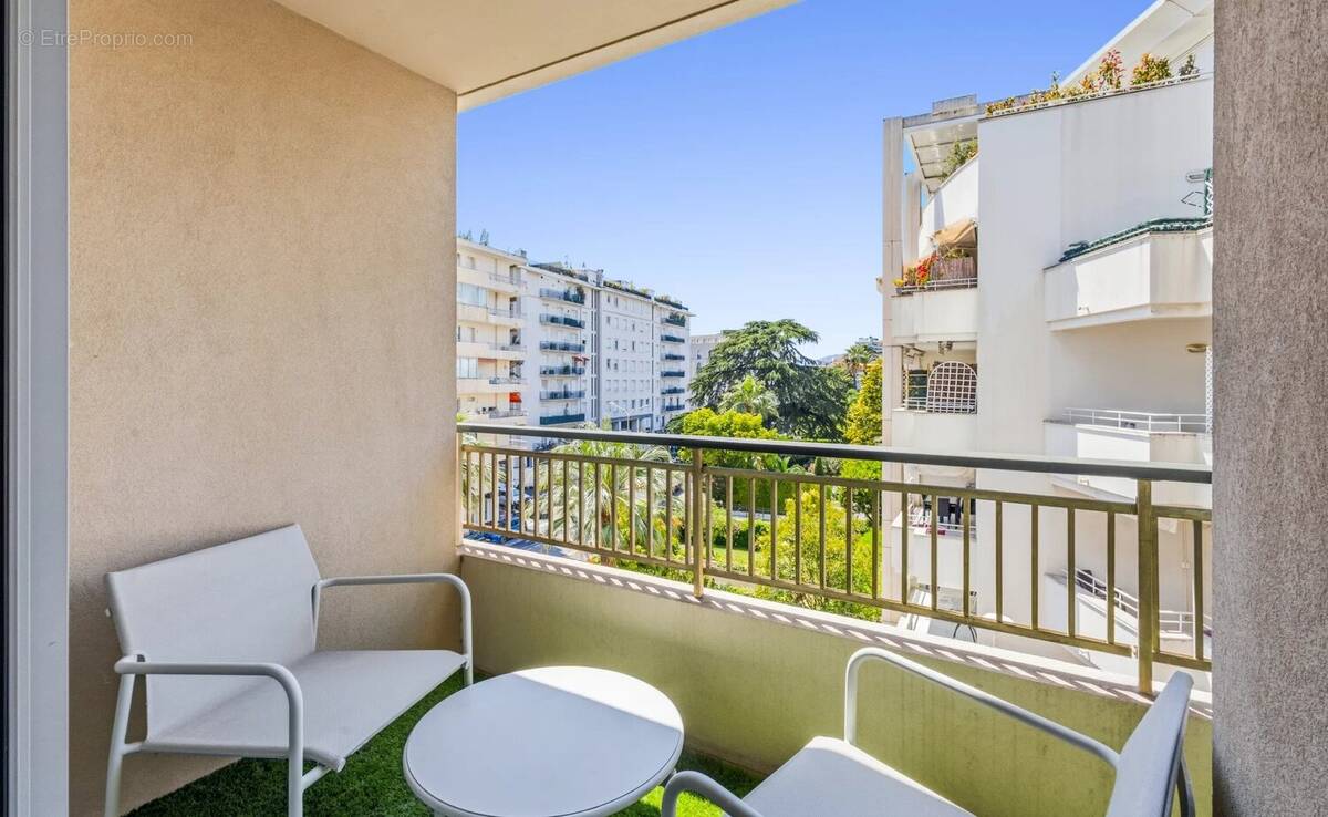 Appartement à CANNES