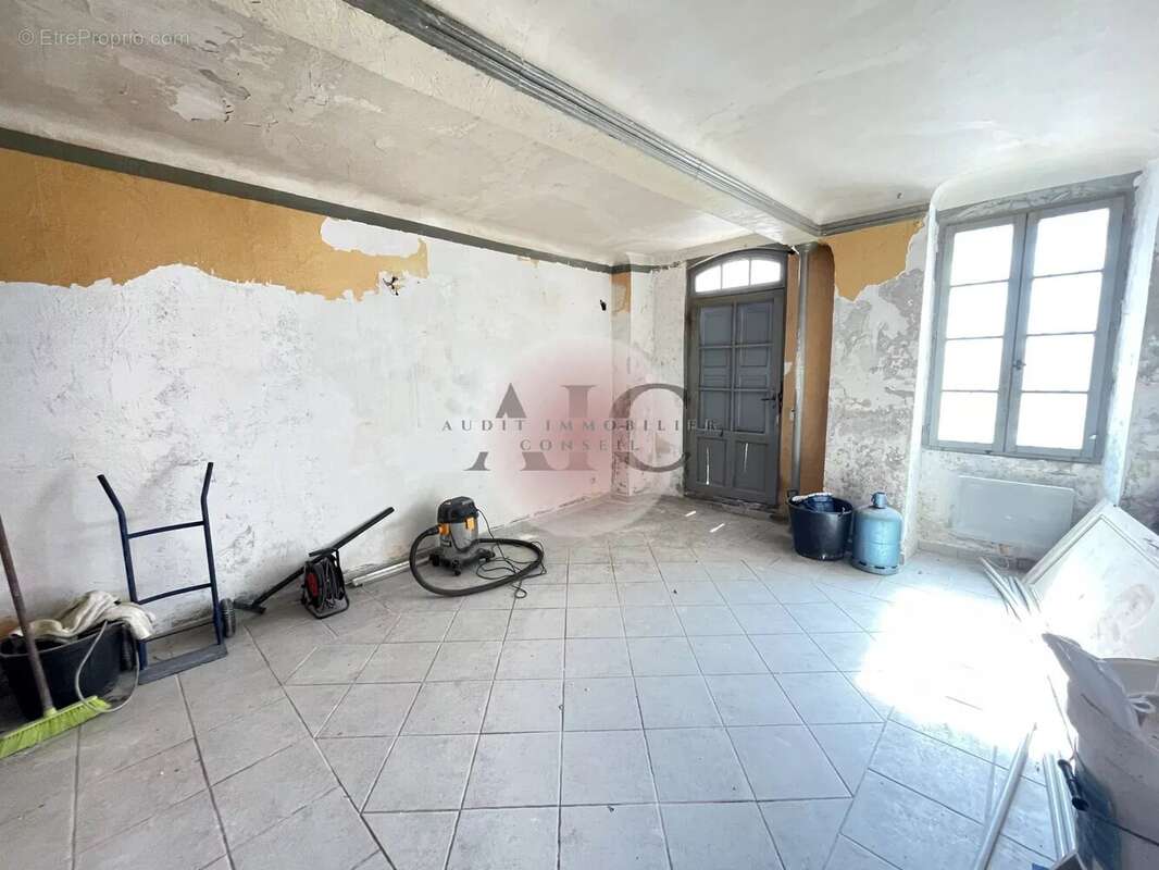 Appartement à FAYENCE