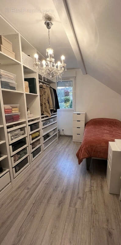 Maison à SCIENTRIER