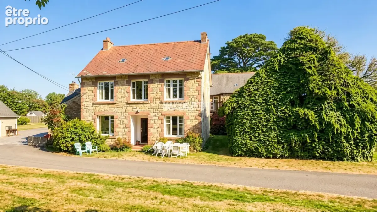 Maison à PLOEZAL