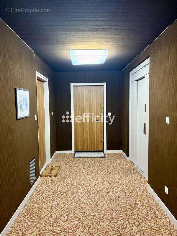 Appartement à LA MADELEINE