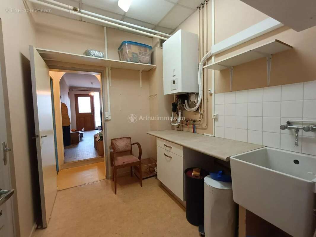 Maison divisée en deux appartements T2 et T4 - photo 9