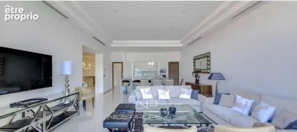 Cannes, exceptionnel 6 pièces sur la Croisette avec terrasse de 170 m² - photo 4