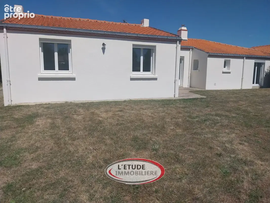 Photo 1 - Maison à SAINTE-PAZANNE