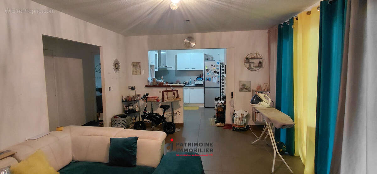 Appartement à LES ABYMES