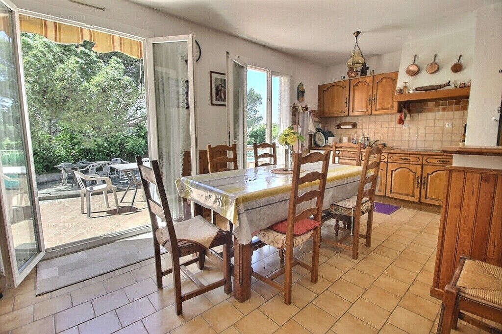 Maison à ROQUEBRUNE-SUR-ARGENS