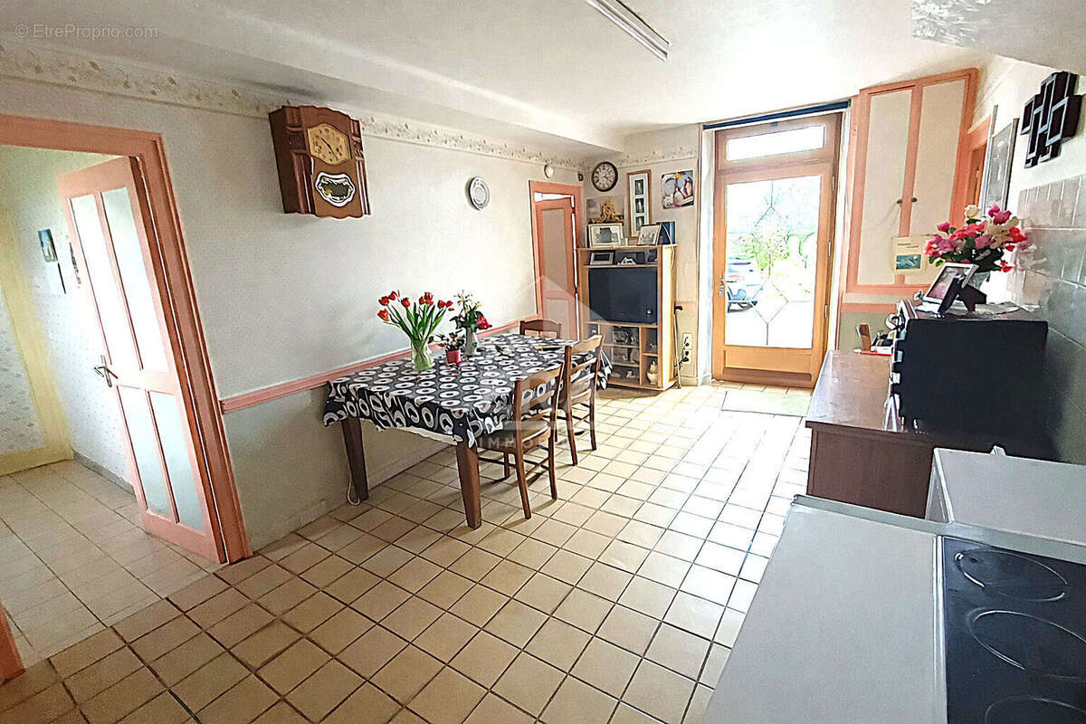 Maison 79m² à montjean - photo 7