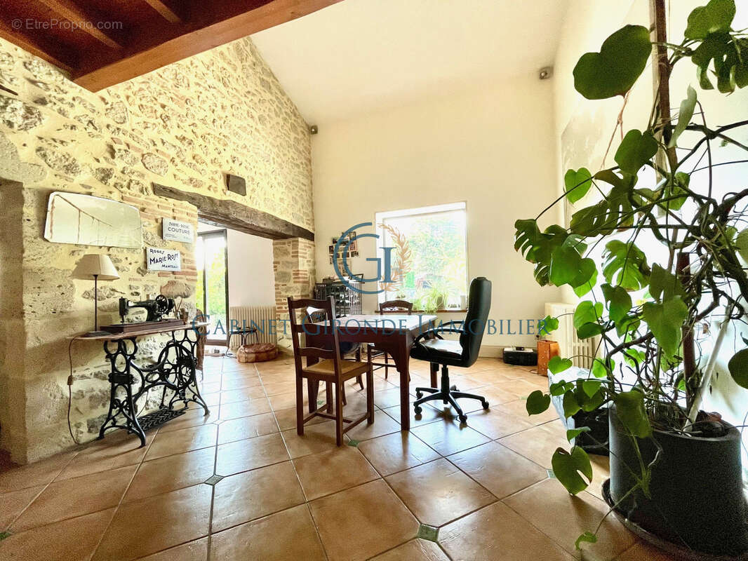 Maison à LANGON