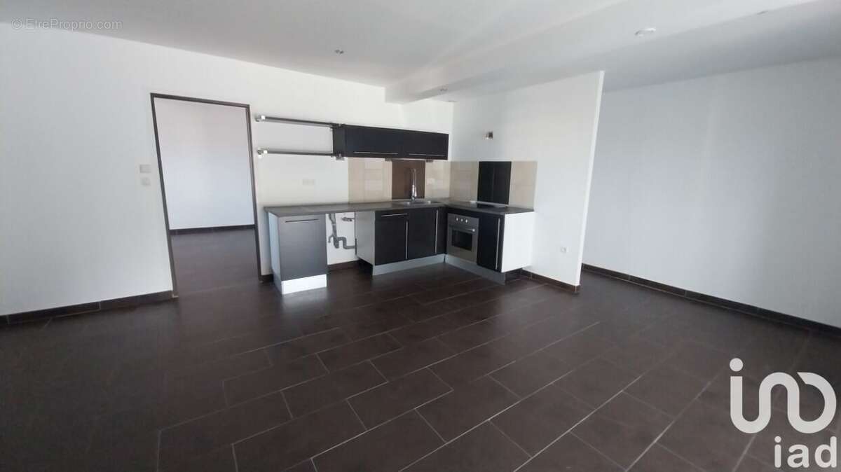 Photo 2 - Appartement à ROCHE-LA-MOLIERE