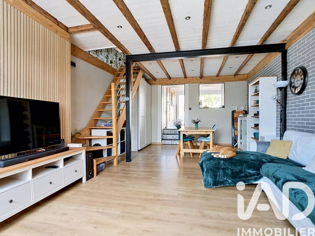 Photo 1 - Maison à ISQUES