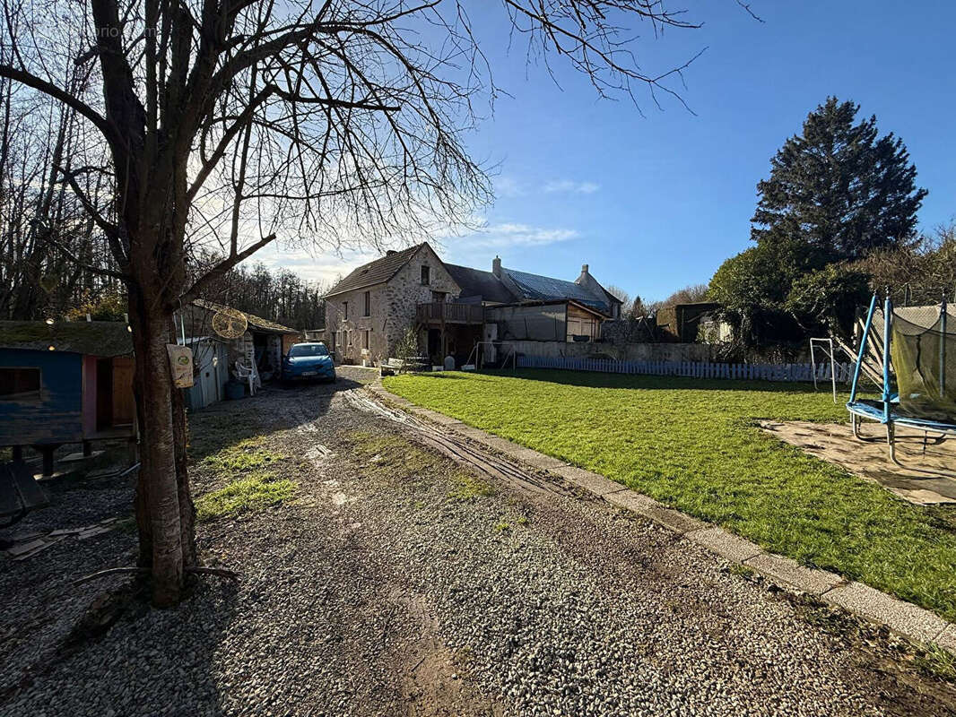Maison à CROUY-SUR-OURCQ