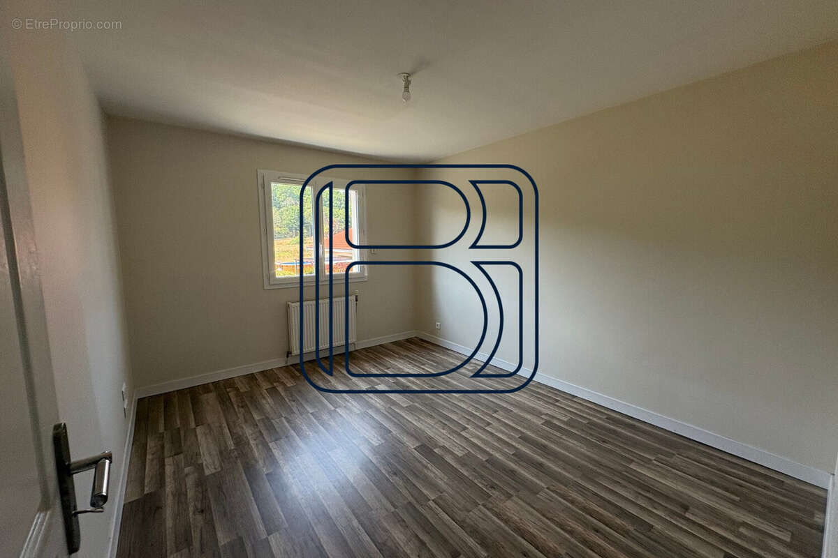 Maison 107 m² à Marat  - photo 8