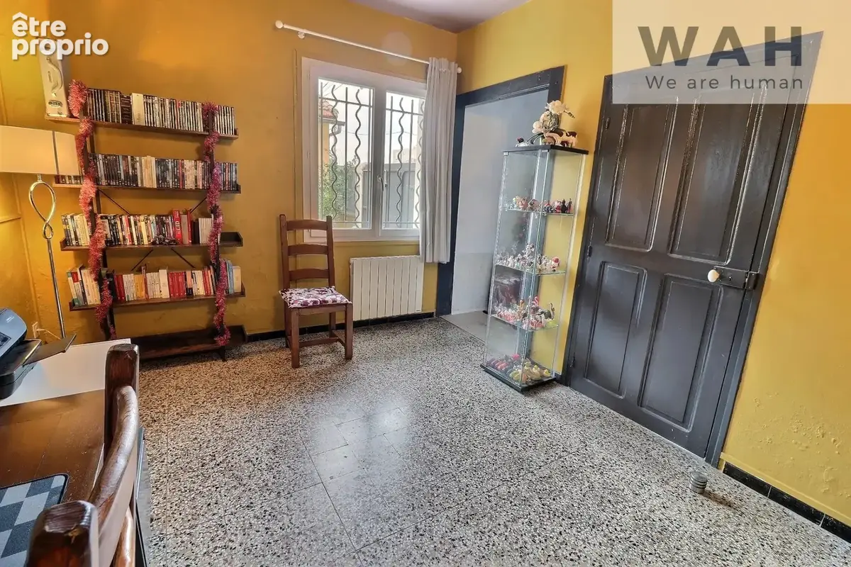 Maison en r+1 divisee en deux appartements - 34400 lunel - photo 16