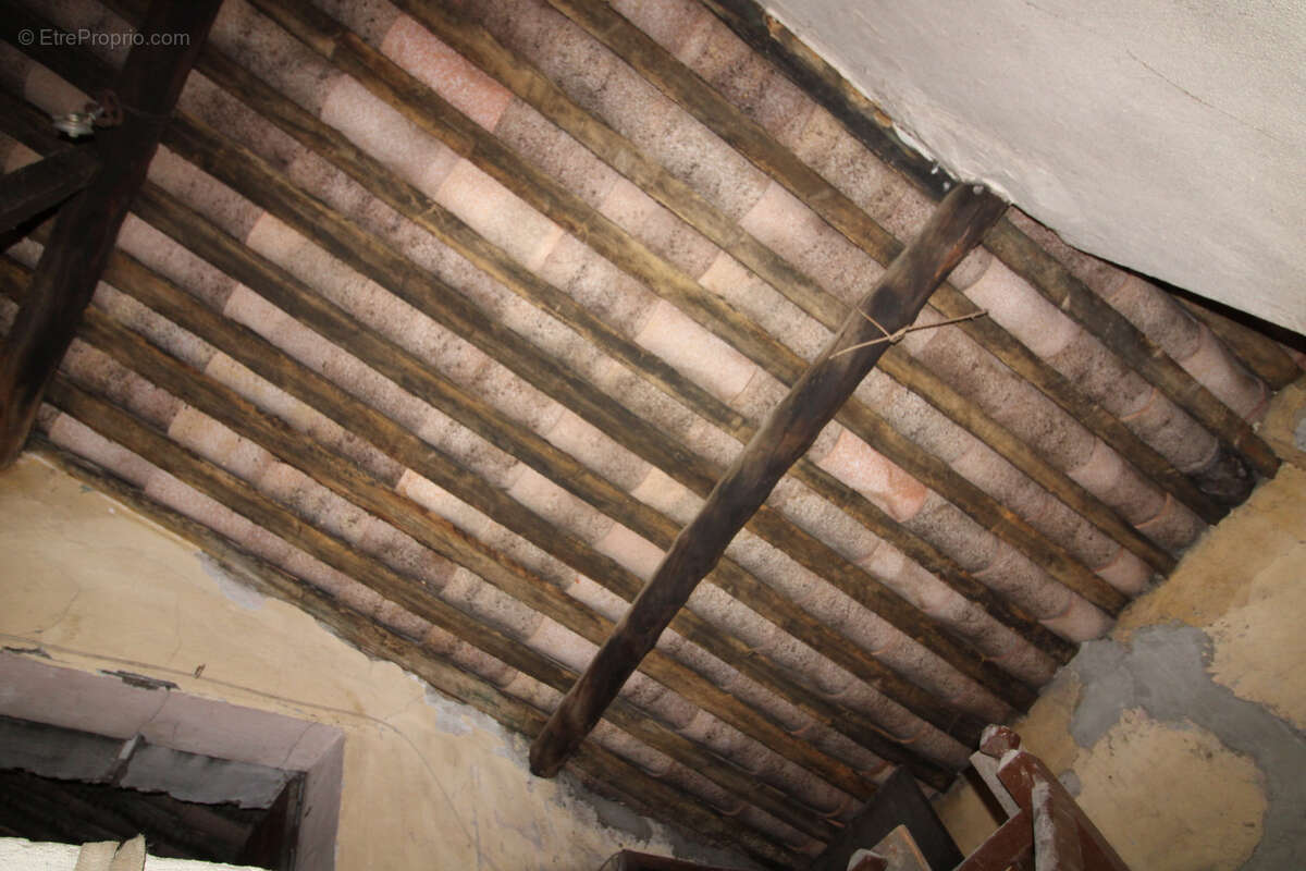 Appartement à BESSEGES