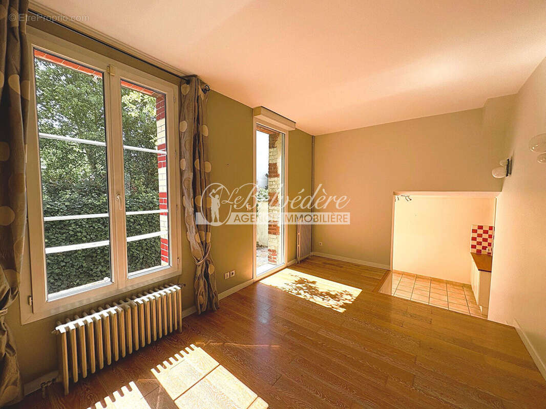 Maison à SAINT-LEU-LA-FORET