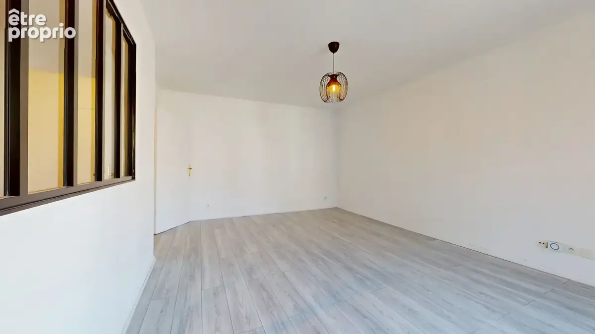 Bois Rochefort : Appartement 3 pièces avec balcon - photo 4