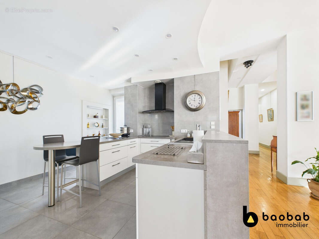 Appartement à AIX-LES-BAINS