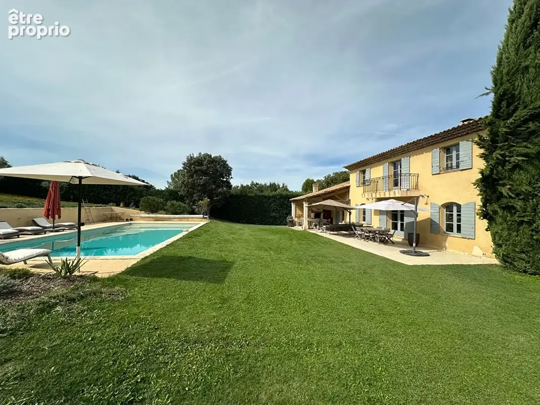 Maison à MEYRARGUES
