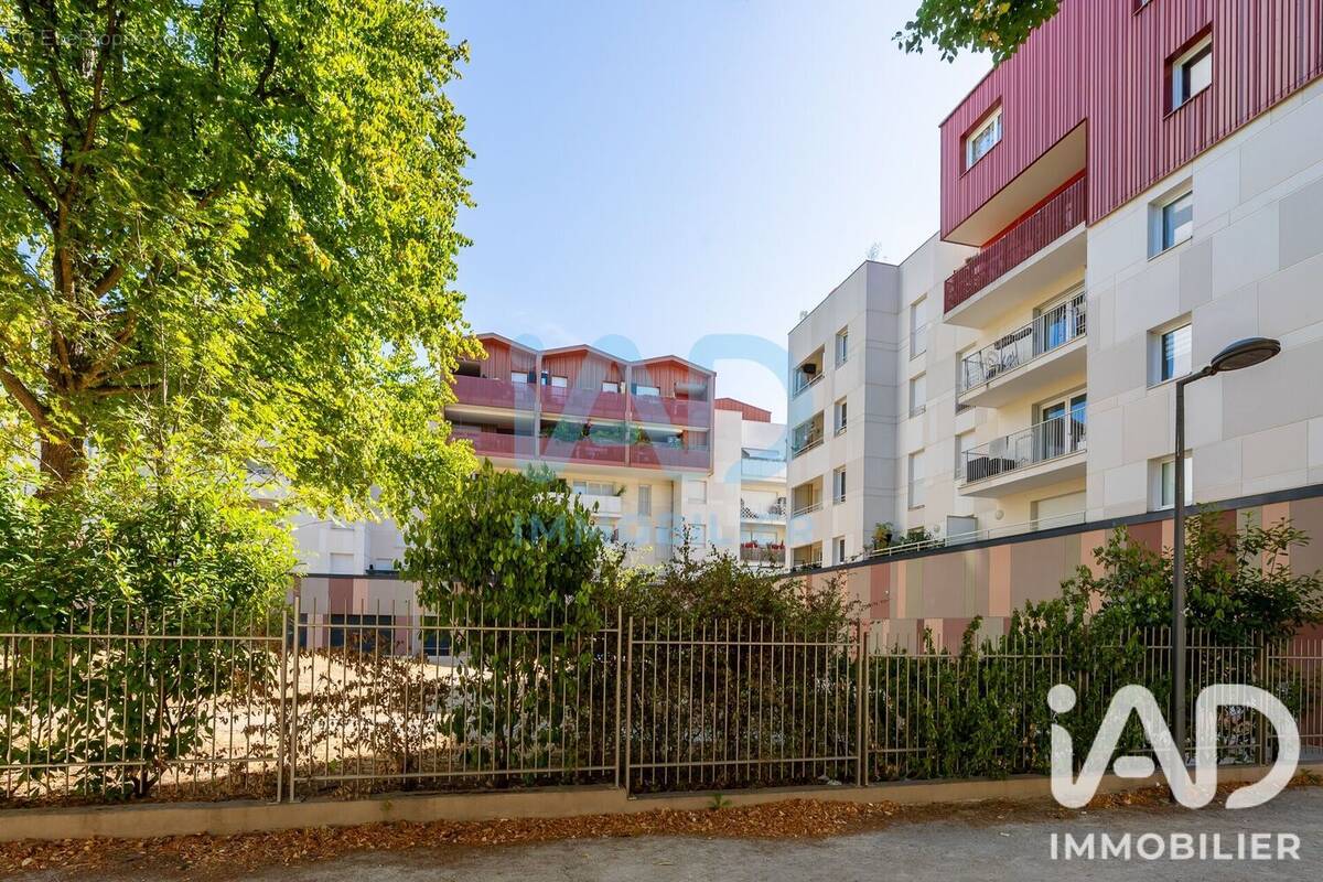 Photo 1 - Appartement à CHEVILLY-LARUE