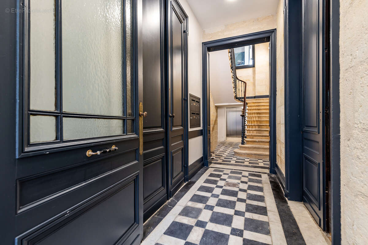 Appartement à BORDEAUX