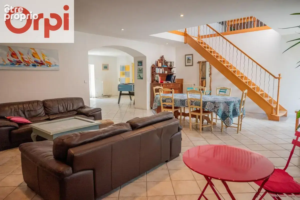 Maison de charme en pierre avec piscine – Thairé - photo 2