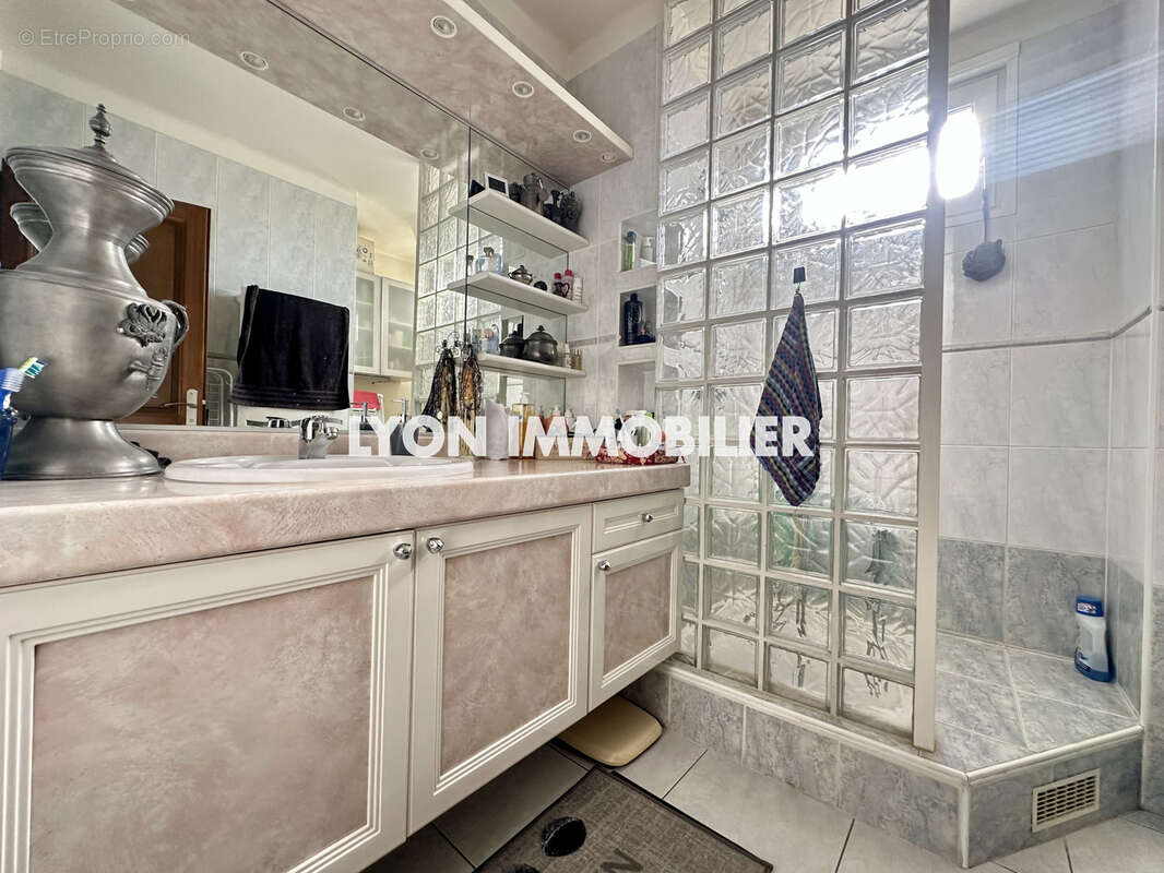 Appartement à LYON-3E
