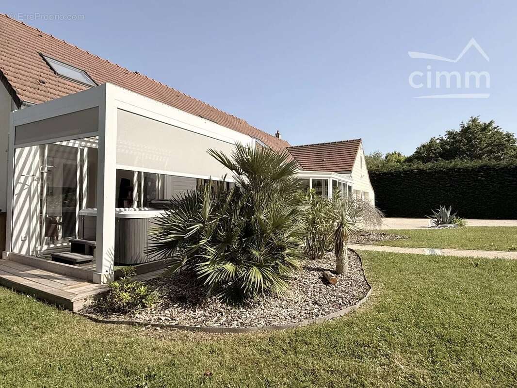 Maison contemporaine sans travaux avec piscine et grands volumes à Blois - photo 14
