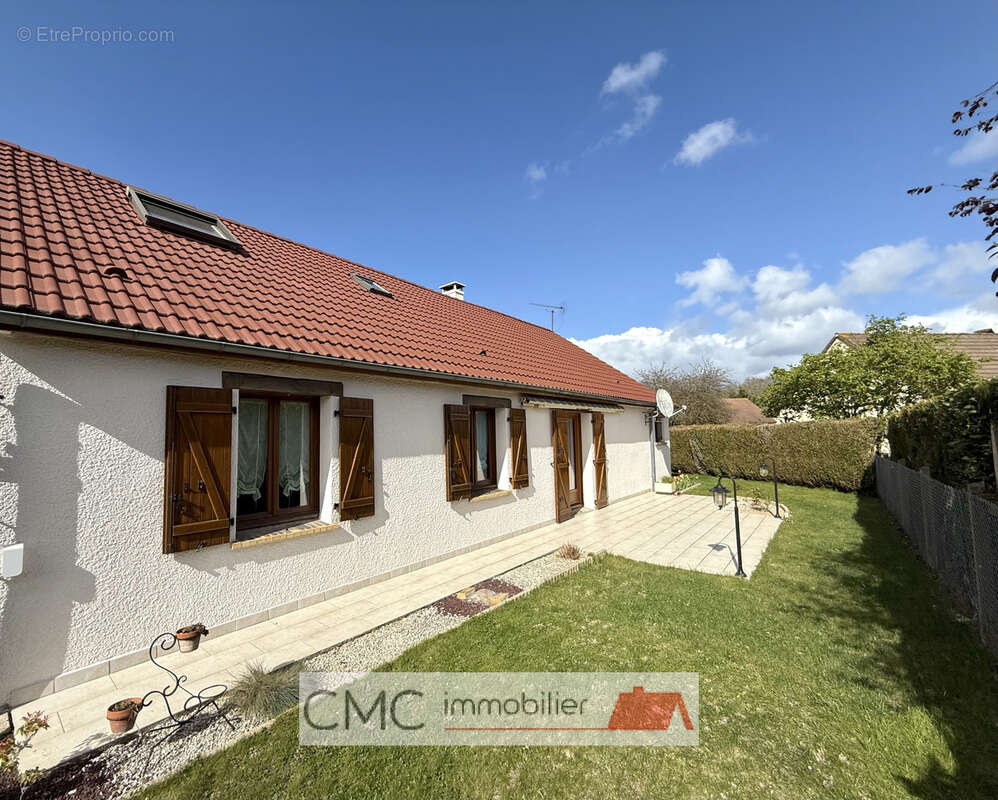 Maison 135 m² à Luisant  - photo 8