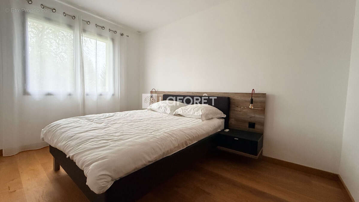 Maison à SAINT-JACQUES-SUR-DARNETAL