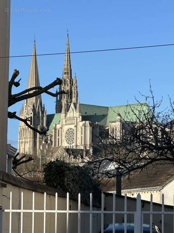 Maison à CHARTRES