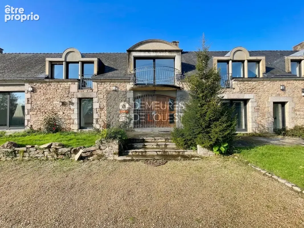 Vannes - CLISCOUET - CONLEAU - Elégante longère  - 257 m2   Annexe en pierre   Jardin clos de 835m2 - photo 4