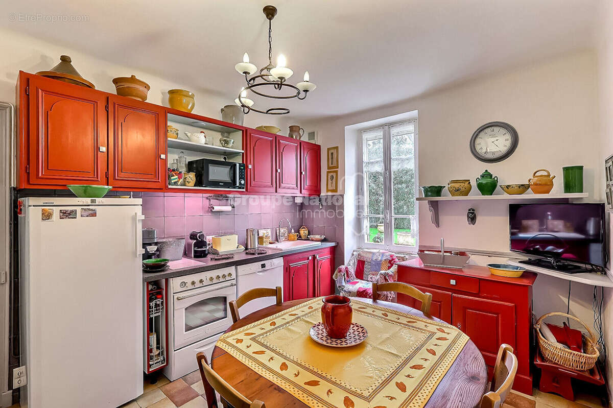 Maison à SAINT-ETIENNE-DU-GRES