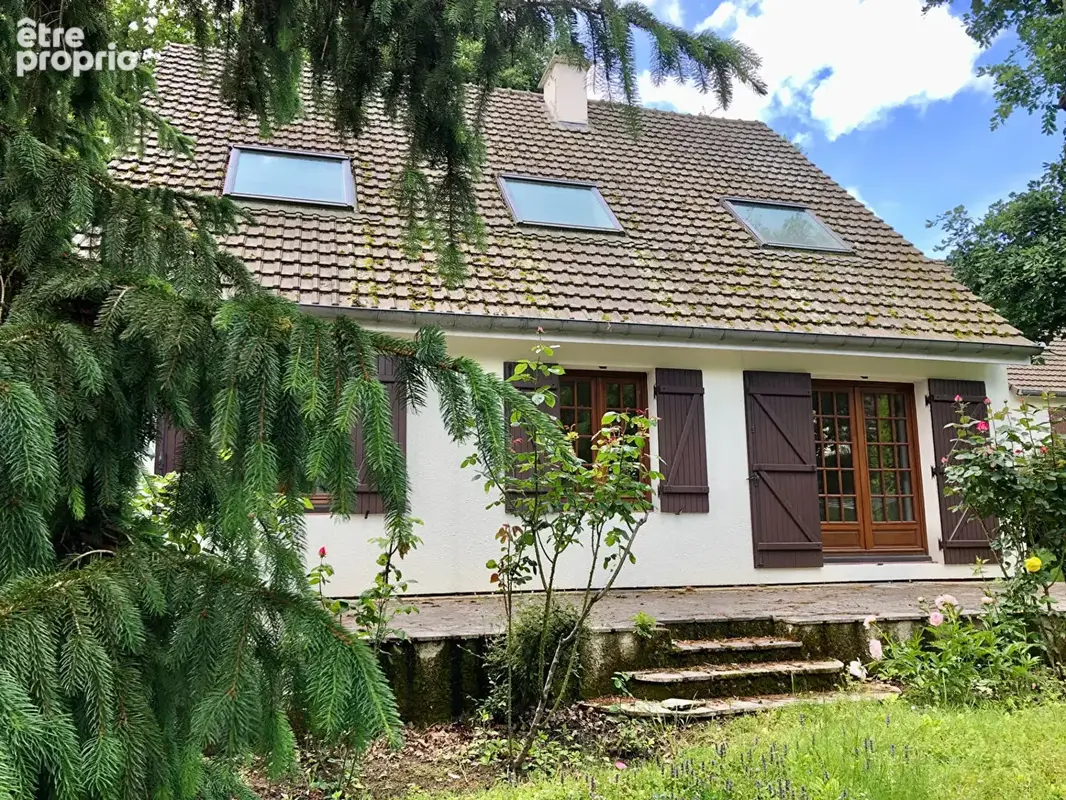 Haut buc maison individuelle sur  sous sol et jardin clos - photo 3