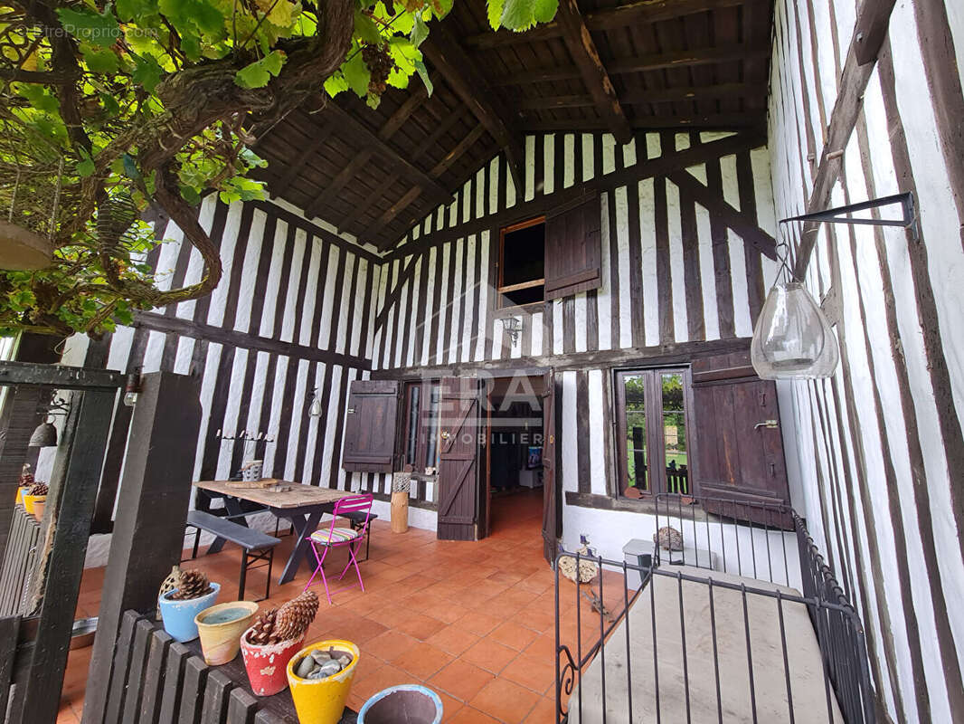 Maison à LUXEY
