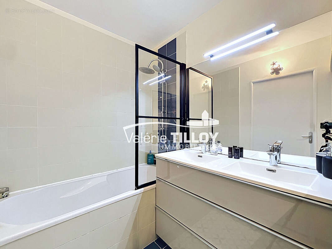 Appartement à SAINT-JACQUES-DE-LA-LANDE