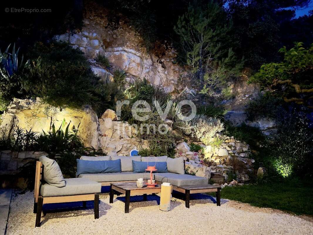 Maison à VAISON-LA-ROMAINE