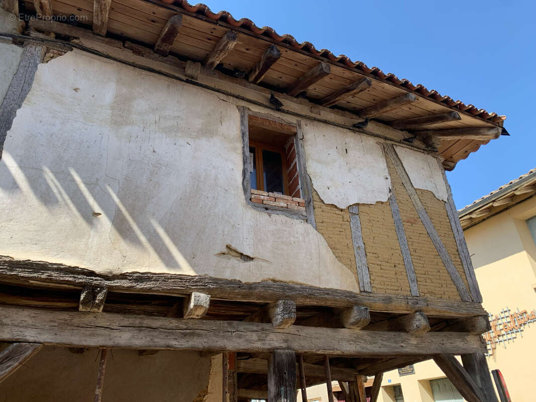 Maison à BEAUMONT-DE-LOMAGNE