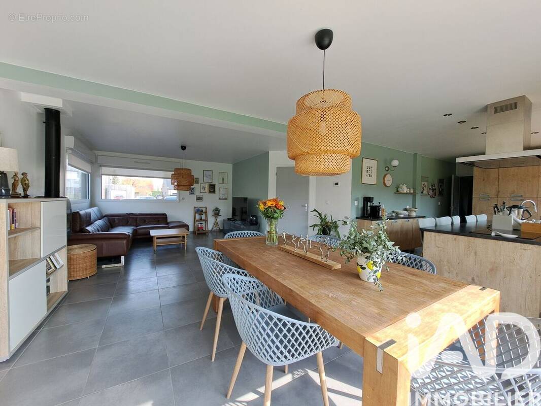 Photo 1 - Maison à EMMERIN