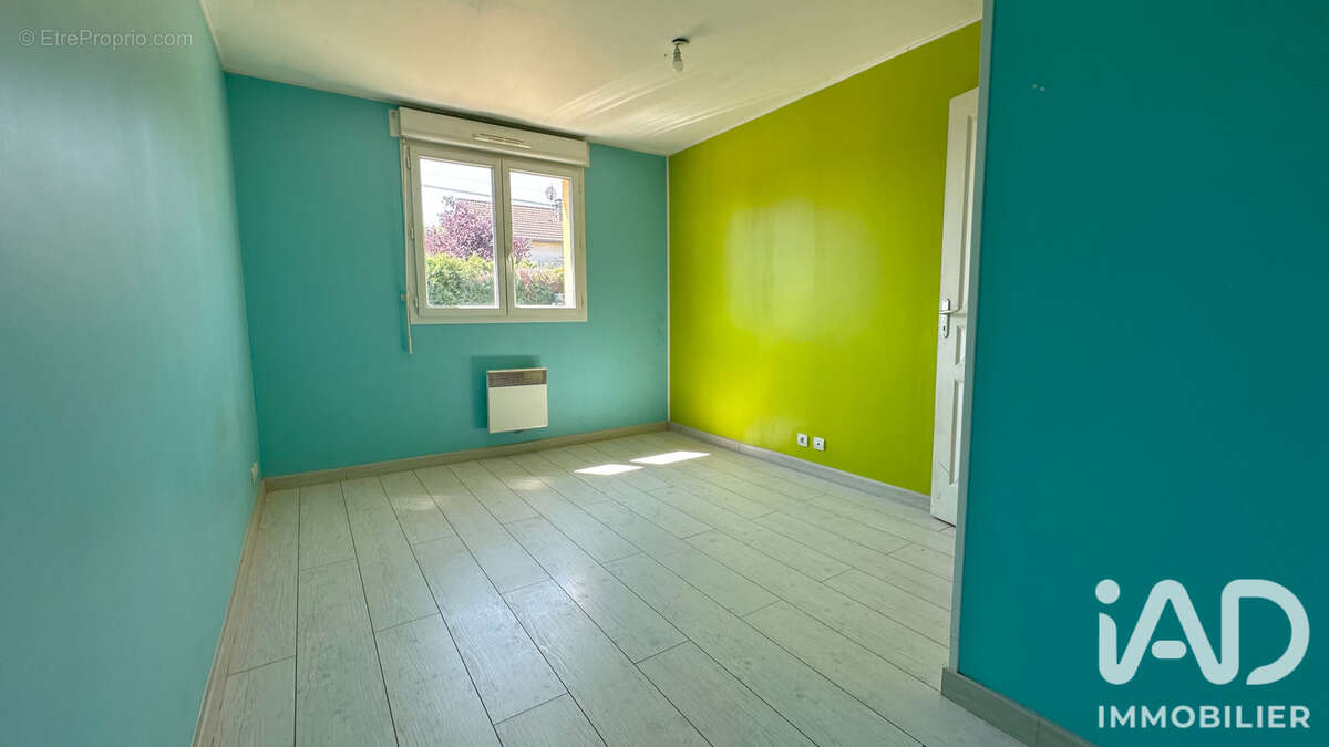 Maison 73 m² à Montbozon  - photo 9
