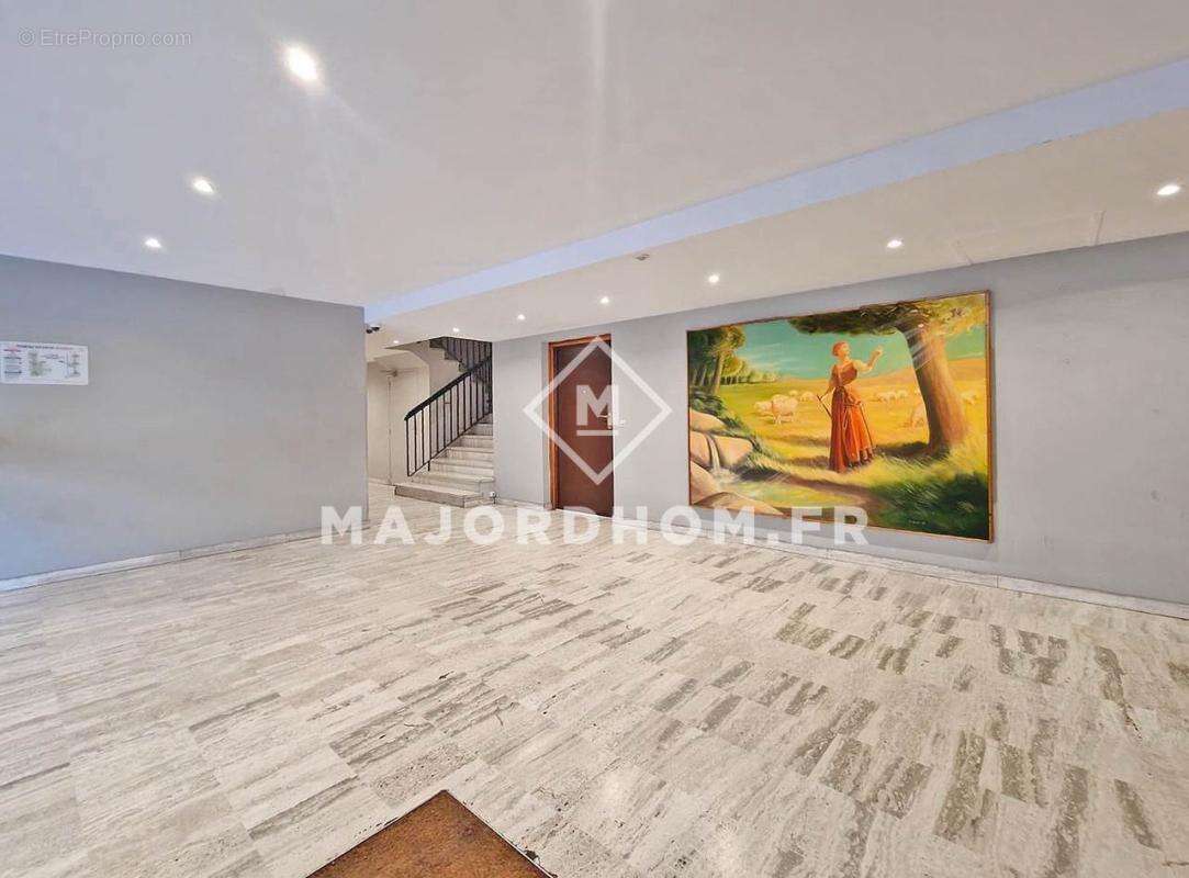 Appartement à MARSEILLE-5E