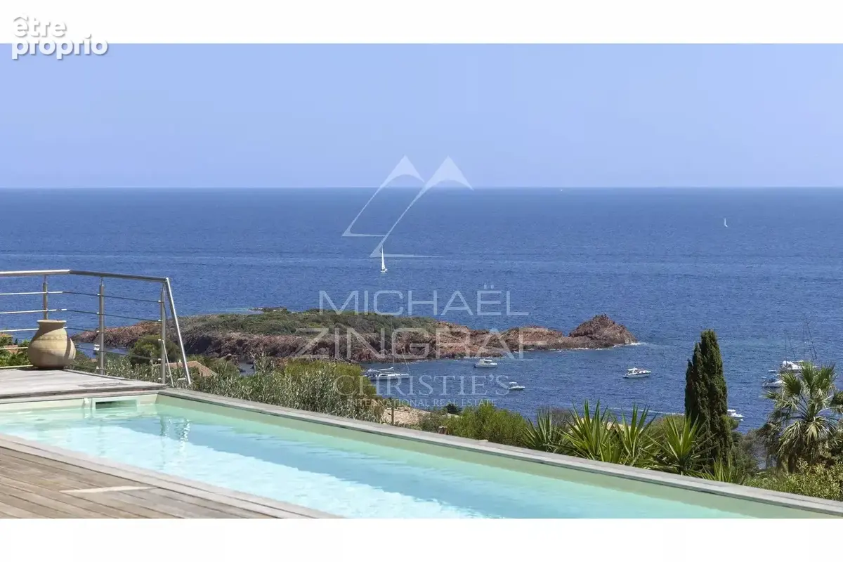 Propriété rénovée avec vue mer imprenable - photo 8