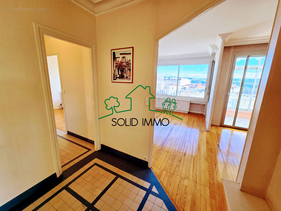 Appartement à AUBENAS