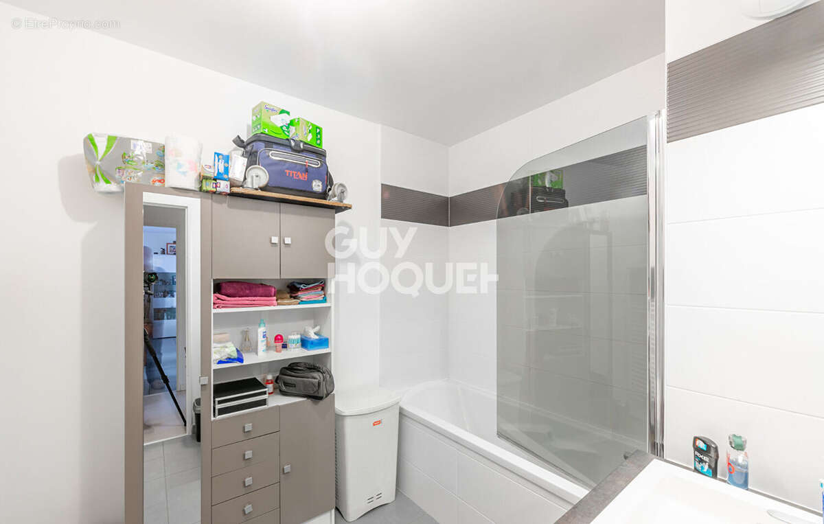 Appartement à SATHONAY-CAMP