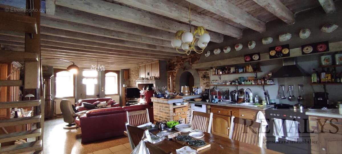 Maison à AUTUN