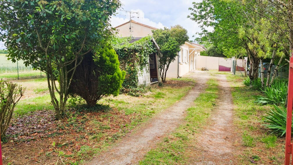 Maison à SIGOGNE