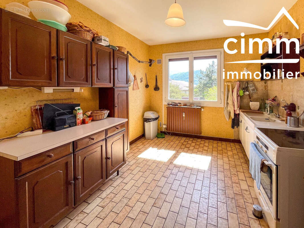 Appartement 98 m² à Crolles  - photo 3