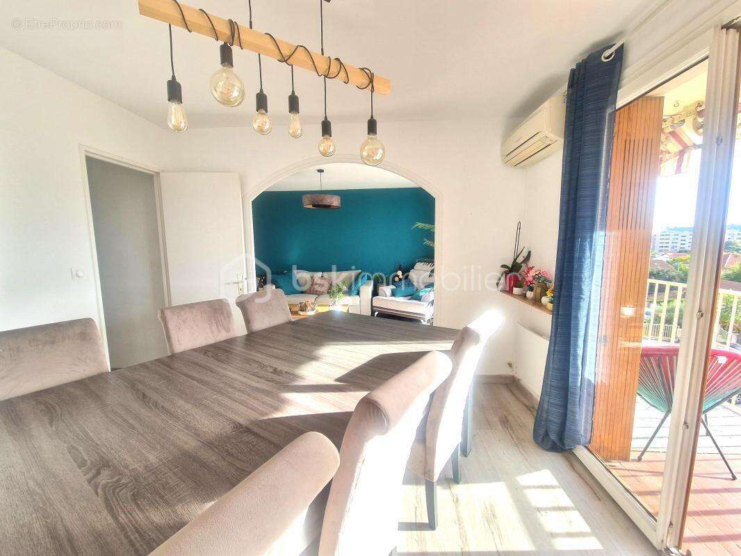 Appartement à LA VALETTE-DU-VAR